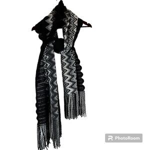 Knit Wrap Shawl Scarf Black White Gray Chevron Zig Zag Bohemian Chic 8'x2.5'
